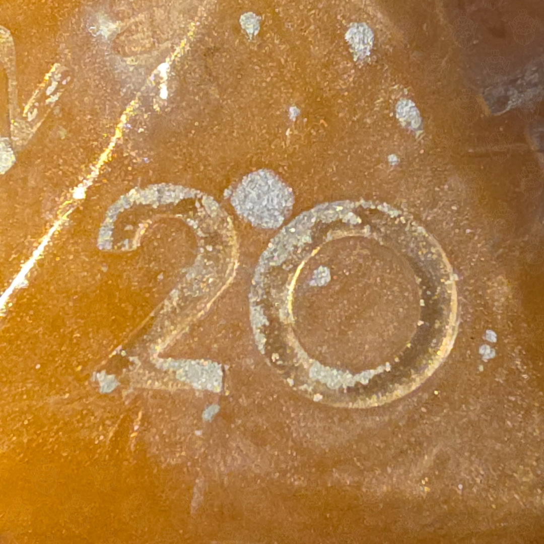 D20 oversized soap with dice set inside | Orange Spots (defective goods)